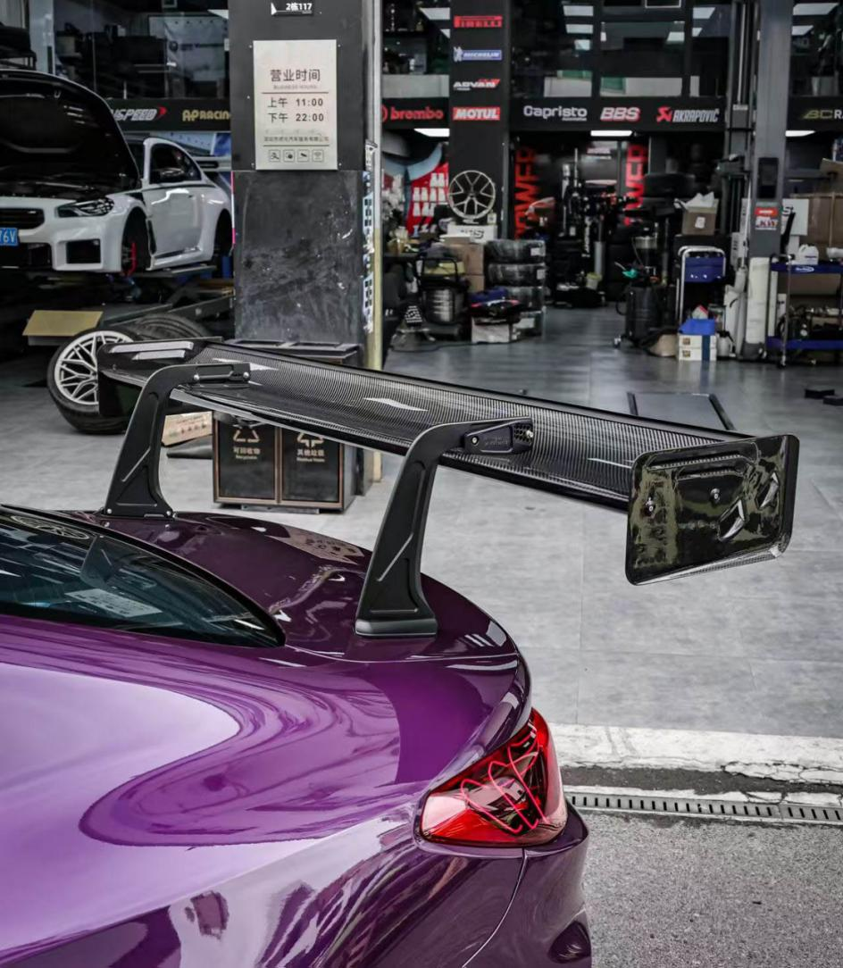 G80 / G82 G83/G87 V1X Type Swan Neck Rear Spoiler (With Mounting Base)